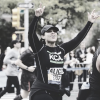 La chanteuse Alicia Keys, soutenue par son mari Swizz Beatz et leur fils Egypt a couru le marathon de New-York, ce 1er novembre 2015.