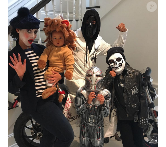 Alicia Keys en famille pour Halloween / photo postée sur Instagram.