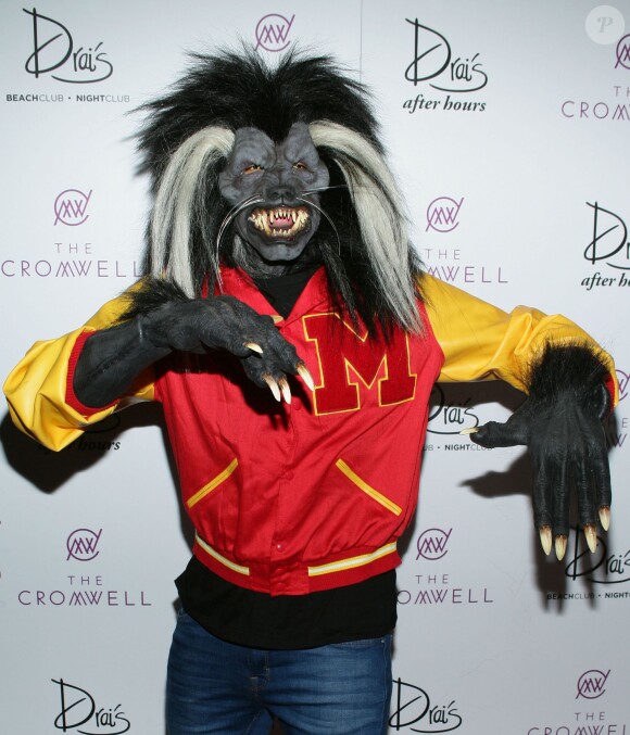 Chris Brown enflamme le Drai's lors de la soirée Halloween de la boîte de nuit. Las Vegas, le 31 octobre 2015.