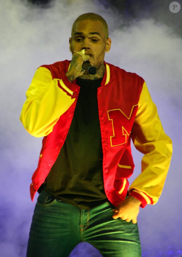 Chris Brown enflamme le Drai's lors de la soirée Halloween de la boîte de nuit. Las Vegas, le 31 octobre 2015.