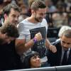 Shy'm encourageait son compagnon Benoît Paire, finalement battu mais fier de lui, lors de son 2e tour contre Gilles Simon au BNP Paribas Masters de Paris le 3 novembre 2015 à l'AccorHotels Arena.