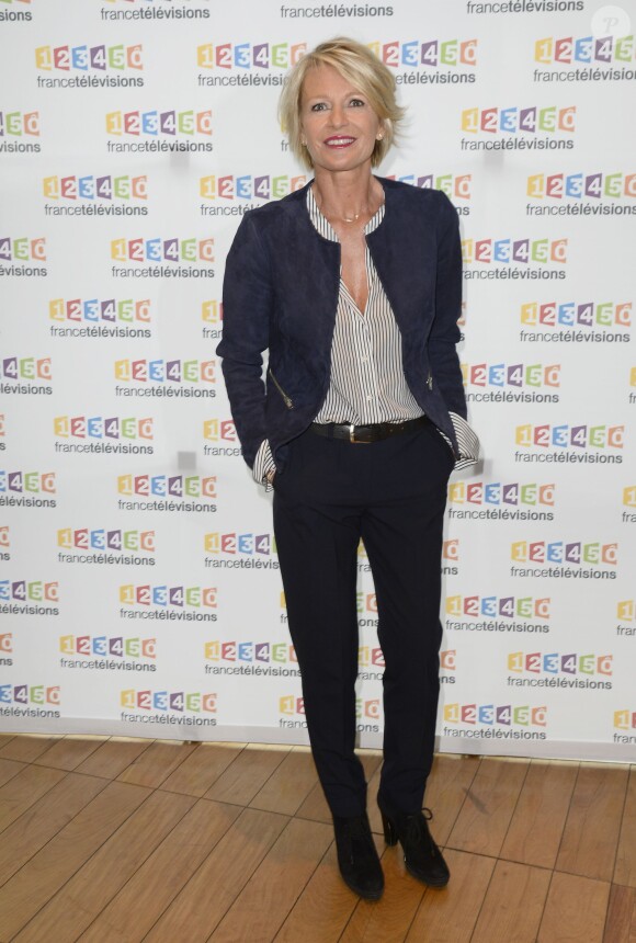 Sophie Davant - Conférence de presse du Téléthon 2015, à France Télévisions à Paris le 4 novembre 2015. Le Téléthon 2015 aura lieu le 4 et le 5 décembre et le parrain de cette édition sera Marc Lavoine.
