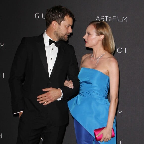 Joshua Jackson et Diane Kruger assistent au gala Art+Film 2015 du LACMA au LACMA (Los Angeles County Museum of Art). Los Angeles, le 7 novembre 2015.