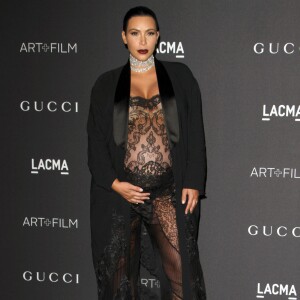 Kim Kardashian enceinte - Gala "The LACMA 2015 Art+Film" en l'honneur de James Turrell et Alejandro Inarritu à Los Angeles, le 7 novembre 2015.