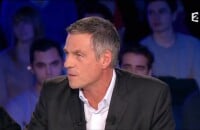Laurent Ruquier et Bruno Gaccio en plein désaccord autour du traitement du Flop Ten, dans On n'est pas couché, le samedi 7 novembre 2015 sur France 2.