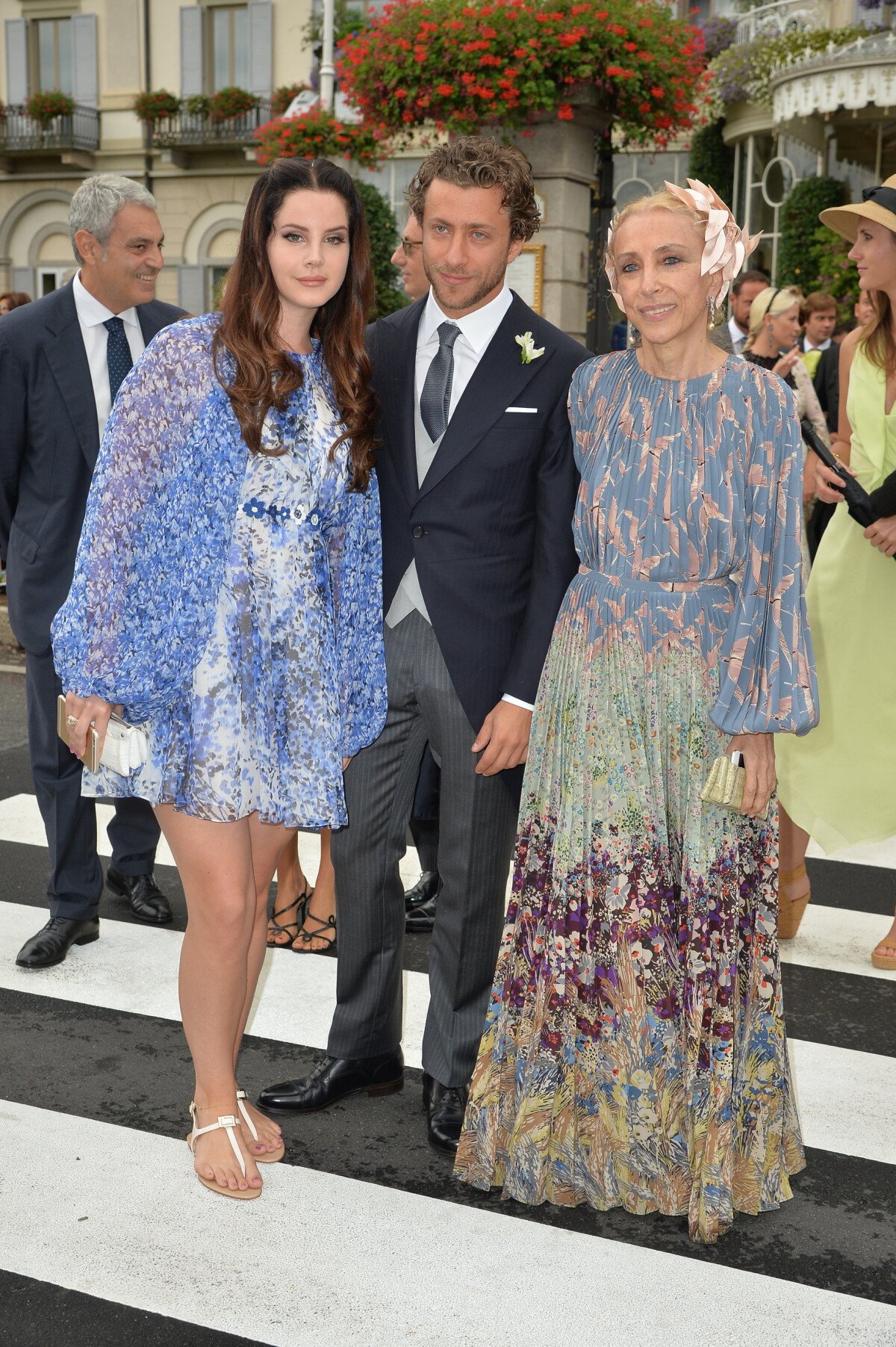 Photo Lana Del Rey, son compagnon Francesco Carrozzini et Franca Sozzani (mère de Francesco