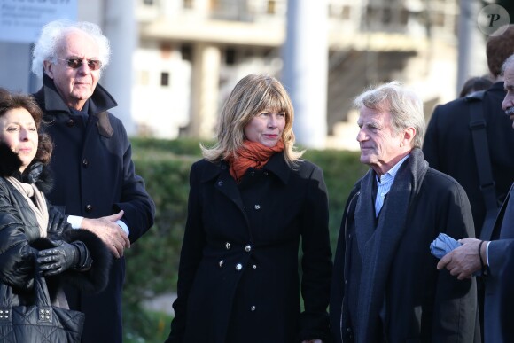 Bernard Kouchner - Hommage à André Glucksmann à la grande coupole du crématorium du cimetière du Père-Lachaise, à Paris, le 13 novembre 2015.