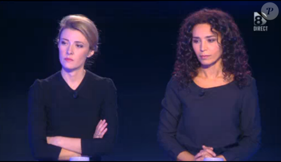 Laurence Ferrari et ses chroniqueuses, très émues, après les terribles attentats qui ont frappé Paris, ce lundi 16/11/15 sur le plateau du Grand 8 de D8. Ici, Elisabeth Bost et Aïda Touihri.