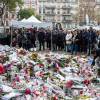 Hommages aux victimes de l'attentat terroriste du Bataclan à Paris le 16 novembre 2015