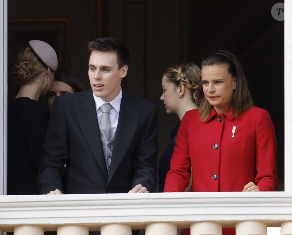 Louis Ducruet, la princesse Alexandra de Hanovre et la princesse Stéphanie de Monaco - La famille de Monaco au balcon du palais princier lors de la fête nationale monégasque. Le 19 novembre 2015 Jean-Claude Vinaj / Bestimage