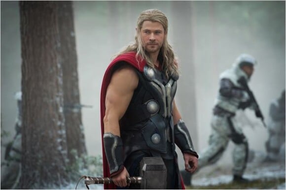 Chris Hemsworth dans le costume de Thor.