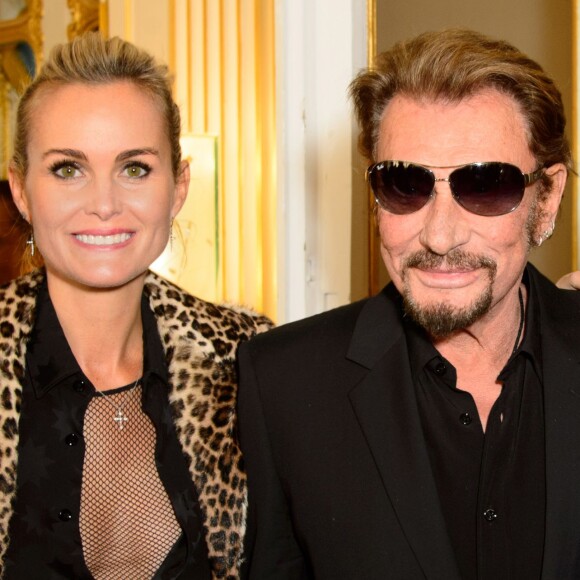 Laeticia Hallyday et Johnny Hallyday - Remise de décoration de Commandeur de l'Ordre des Arts et des Lettres à Harvey Keitel au ministère de la culture à Paris le 13 octobre 2015.