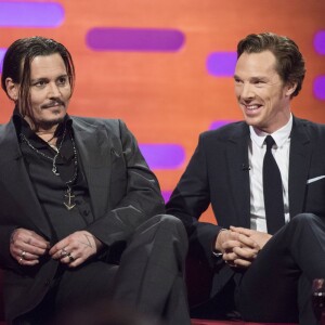 Johnny Depp et Benedict Cumberbatch à l'enregistrement du Graham Norton Show aux London Studios, le 11 octobre 2015.