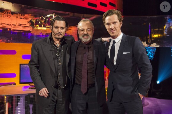 Johnny Depp, Graham Norton etBenedict Cumberbatch à l'enregistrement du Graham Norton Show aux London Studios, le 11 octobre 2015.