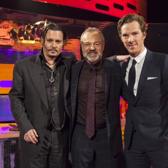 Johnny Depp, Graham Norton etBenedict Cumberbatch à l'enregistrement du Graham Norton Show aux London Studios, le 11 octobre 2015.