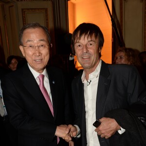 Ban Ki-moon, Nicolas Hulot - Inauguration du projet "1 Heart 1 Tree" qui illumine la Tour Eiffel lors de la COP21 à la Fondation Mona Bismarck à Paris le 29 novembre 2015. © Rachid Bellak