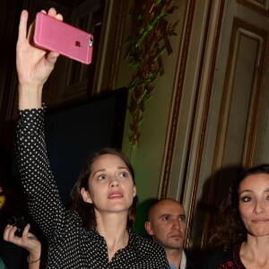 Marion Cotillard - Inauguration du projet "1 Heart 1 Tree" qui illumine la Tour Eiffel lors de la COP21 à la Fondation Mona Bismarck à Paris le 29 novembre 2015. © Rachid Bellak