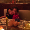Adelaide et Naleihgh, les filles adoptives de Katherine Heigl et Josh Kelley fêtent Thanksgiving / photo postée sur Instagram, le 26 novembre 2015.