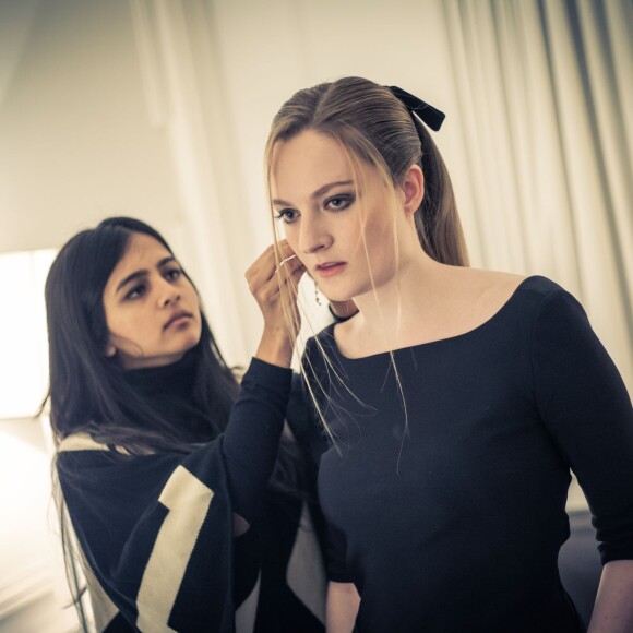 Exclusif - Tara Hunt (robe Delphine Manivet, bijoux Payal New York)  lors des préparatifs de la vingt-troisième édition du Bal au Palais de Chaillot à Paris, le 28 novembre 2015. © Jacovides/Borde/Moreau/Bestimage