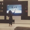 Maella, la fille d'Emilie Nef Naf, se prend pour Beyoncé !