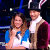EnjoyPhoenix et Yann-Alrick Mortreuil dans la peau d'Alice au Pays des Merveilles et du lapin, dans Danse avec les stars 6, le samedi 28 novembre 2015 sur TF1.
