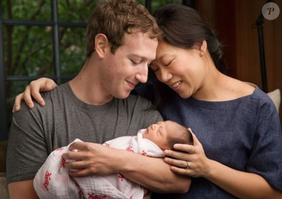 Mark Zuckerberg, sa femme Priscilla et leur fille Maxima / photo postée sur Facebook, le 1er décembre 2015.