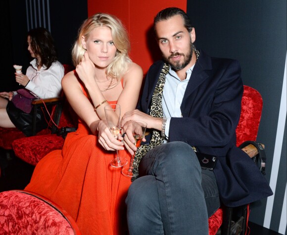 Alexandra Richards et Paul Longo assistent à la soirée "Ferragamo Presents: Gancio Studios, Celebrating 100 Years In Hollywood" à l'Industria Superstudio. New York, le 8 décembre 2015.