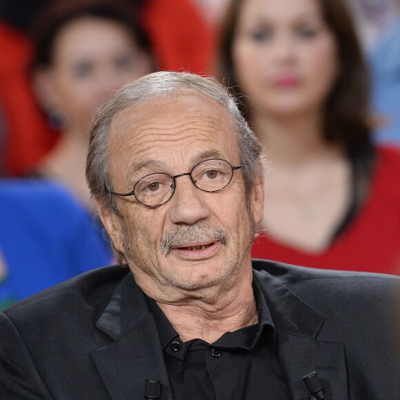 Patrick Chesnais - Enregistrement de l'émission "Vivement Dimanche" à Paris le 9 Décembre 2015 et qui sera diffusée le 13 Décembre 2015.