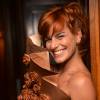 Fauve Hautot pose dans une robe en chocolat, à l'hôtel Best Western Premier Trocadéro La Tour, à Paris, le 13 octobre 2015.