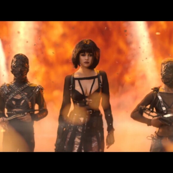Beaucoup de mannequins connues apparaissent dans le nouveau clip vidéo de Taylor Swift 'Bad Blood', le 22 mai 2015 Jessica Alba, Cara Delevingne, Elsa Hosk, Selena Gomez, Zendaya, Cindy Crawford, Ellie Goulding, Ellen Pompeo, Gigi Hadid