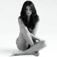 La photo du nouvel album de Selena Gomez, “Revival” ou elle pose topless