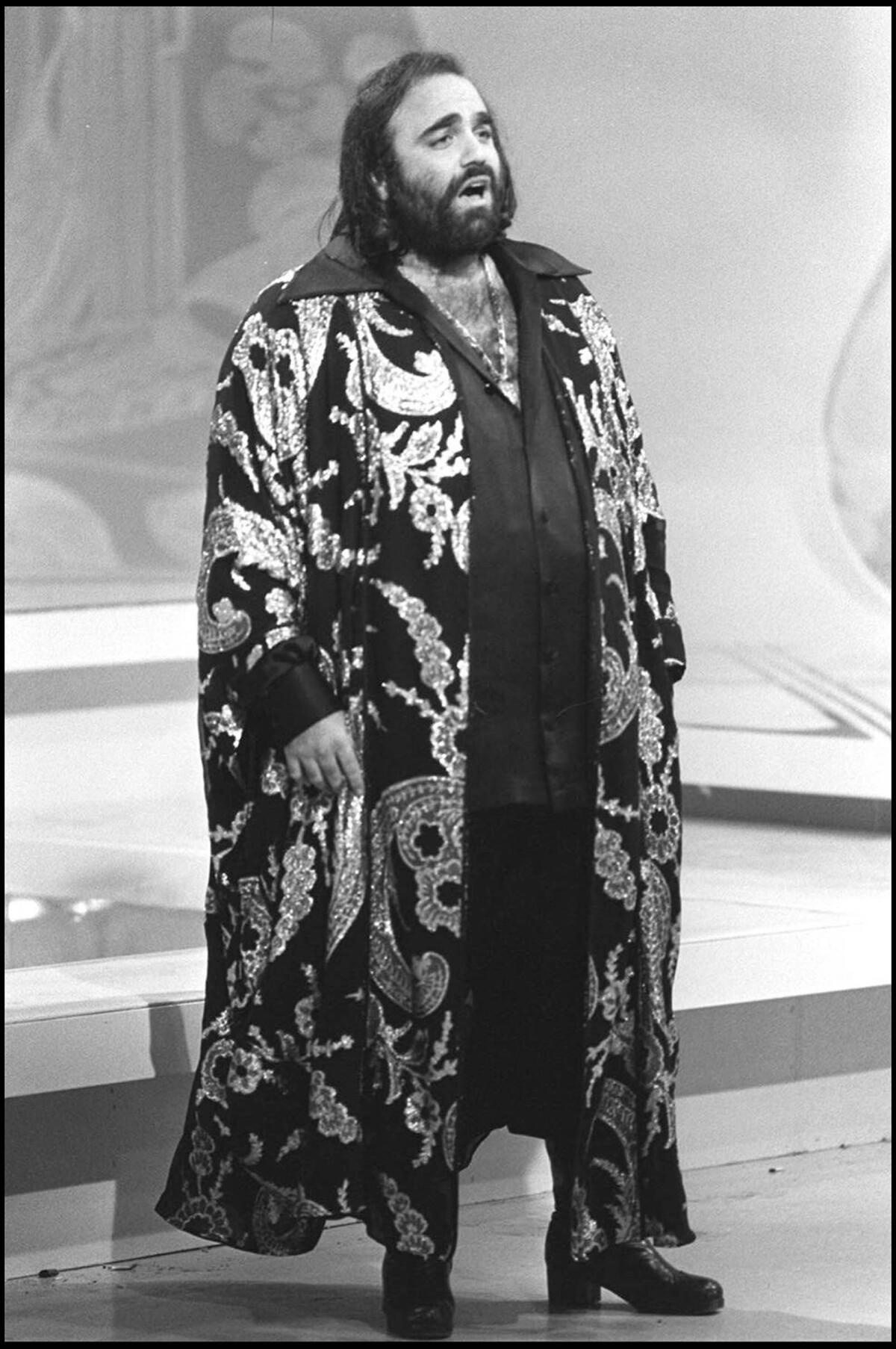 Photo : Demis Roussos le 20 novembre 1978 sur le plateau d'une émission ...