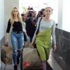 Miley Cyrus fait du shopping avec sa mère Tish Cyrus à Beverly Hills, le 15 septembre 2015