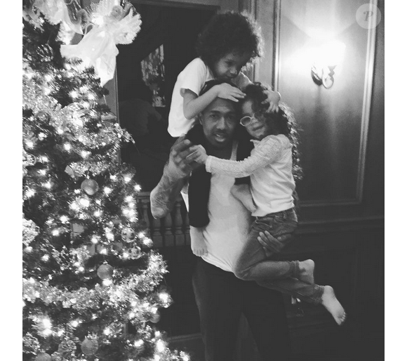Nick Cannon et ses enfants Monroe et Morrocan / photo postée sur Instagram au mois de décembre 2015.