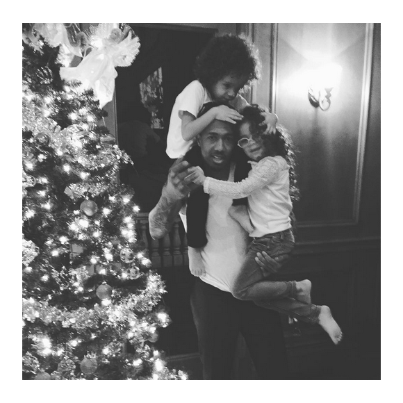 Nick Cannon et ses enfants Monroe et Morrocan / photo postée sur Instagram au mois de décembre 2015.