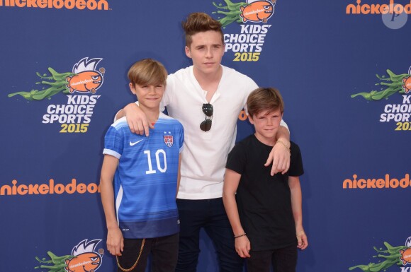 Romeo, Brooklyn et Cruz Beckham aux Nickelodeon Kids' Choice Sports Awards 2015 au Pavillon Pauley de UCLA à Los Angeles, le 16 juillet 2015