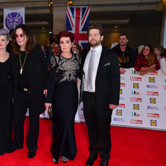 Kelly Osbourne, Ozzy Osbourne, Sharon Osbourne, Jack Osbourne - People à la cérémonie "Pride of Britain Awards" à Londres. Le 28 septembre 2015