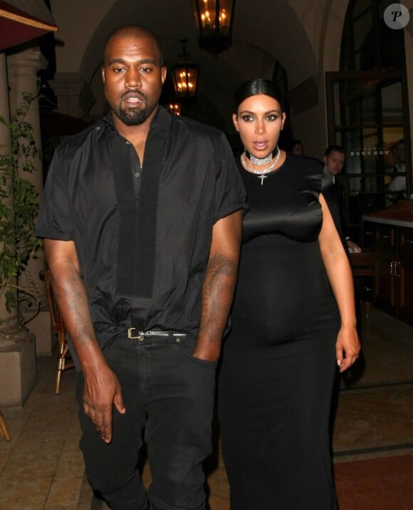 Kim Kardashian (enceinte) et son mari Kanye West au Bouchon Bistro à Beverly Hills le 20 octobre 2015