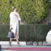 Exclusif - Chrissy Teigen, enceinte et son mari John Legend vont déjeuner dans un restaurant de Palm Springs. Le 2 janvier 2016.