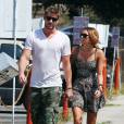 Miley Cyrus et son petit ami Liam Hemsworth dans les rues de Toluca Lake, le 1er juillet 2010