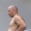 Vin Diesel torse nu sur le balcon d'un hôtel à Miami le 6 octobre 2015
