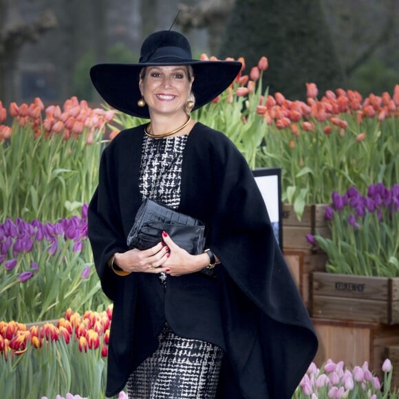 La reine Maxima des Pays-Bas lors de la remise du prix de l'horticulteur de l'année 2016 au parc floral Keukenhof à Lisse le 6 janvier 2016.