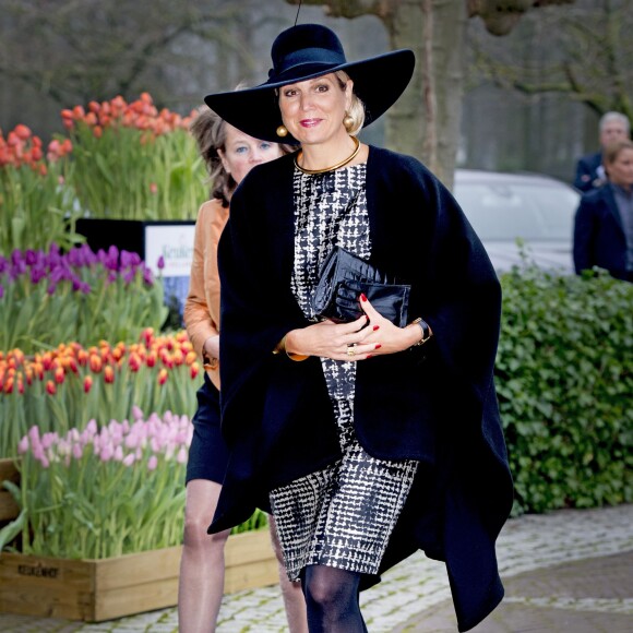 La reine Maxima des Pays-Bas lors de la remise du prix de l'horticulteur de l'année 2016 au parc floral Keukenhof à Lisse le 6 janvier 2016.