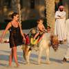 Tamara Ecclestone avec sa fille Sophia et son époux Jay Rutland à Dubaï, le 1er janvier 2016