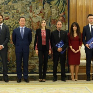 La reine Letizia d'Espagne assurait ses premières audiences de l'année 2016, le 8 janvier au palais de la Zarzuela.