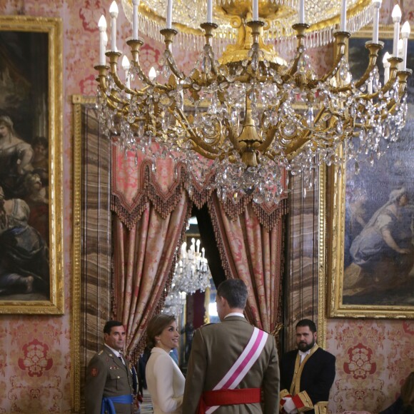 La reine Letizia d'Espagne participait le 6 janvier 2016 à la Pâque militaire, au palais du Pardo à Madrid.