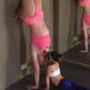 Britney Spears pendant une séance de yoga avec sa nièce Lexie, le 8 janvier 2016.