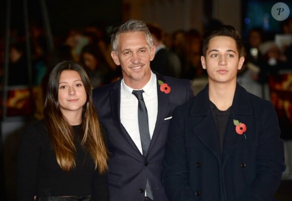 Gary Lineker avec son fils George à Londres le 10 novembre 2014.