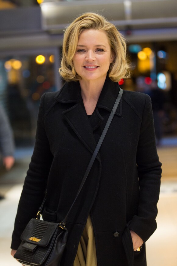 Exclusif - Virginie Efira - Avant-première du film "Et ta soeur" au cinéma UGC Toison D'or à Bruxelles en Belgique le 13 janvier 2016.
