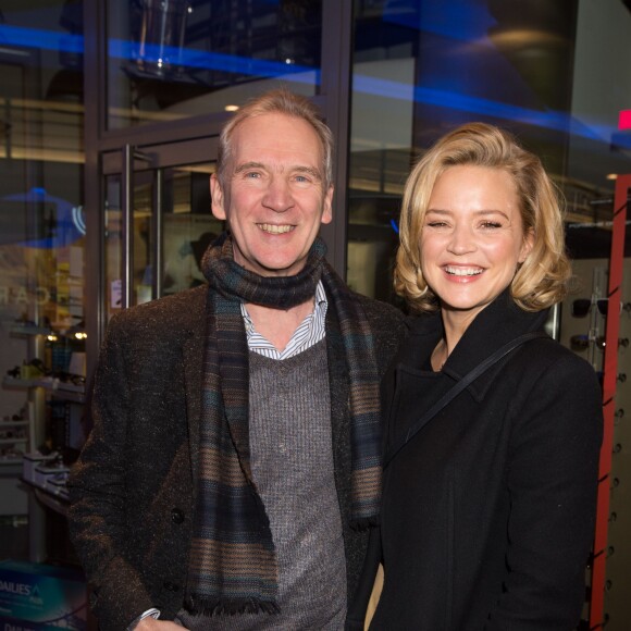 Exclusif - Virginie Efira et son père André Efira - Avant-première du film "Et ta soeur" au cinéma UGC Toison D'or à Bruxelles en Belgique le 13 janvier 2016.